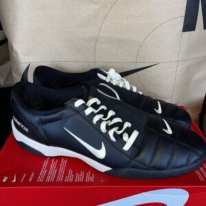 NEW Nike Total 90 Black/Coconut Milk IO2083 010 Men Size 10